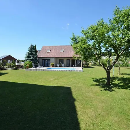 Poolincluded - Holiday Home Jested Сasa de vacaciones