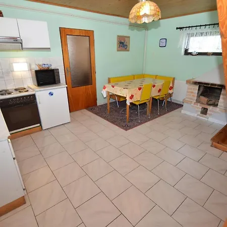 Poolincluded - Holiday Home Jested Osecna