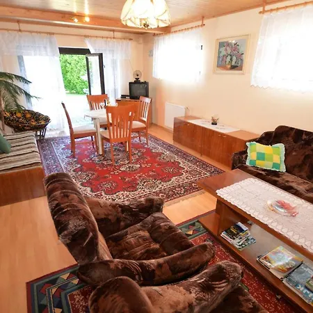 Poolincluded - Holiday Home Jested Osecna